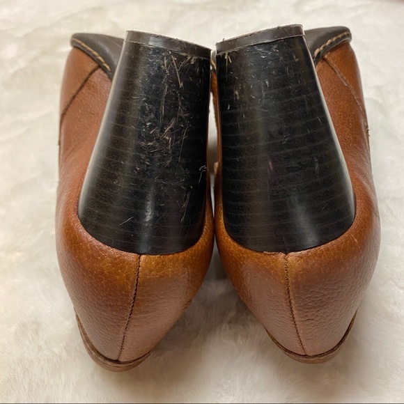 Born Leather Heeled Booties size 8 - Picture 2 of 4